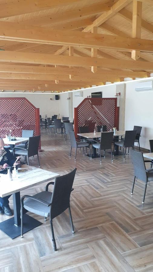 Pensiune Restaurant Ovidiu Valea lui Mihai Exterior photo